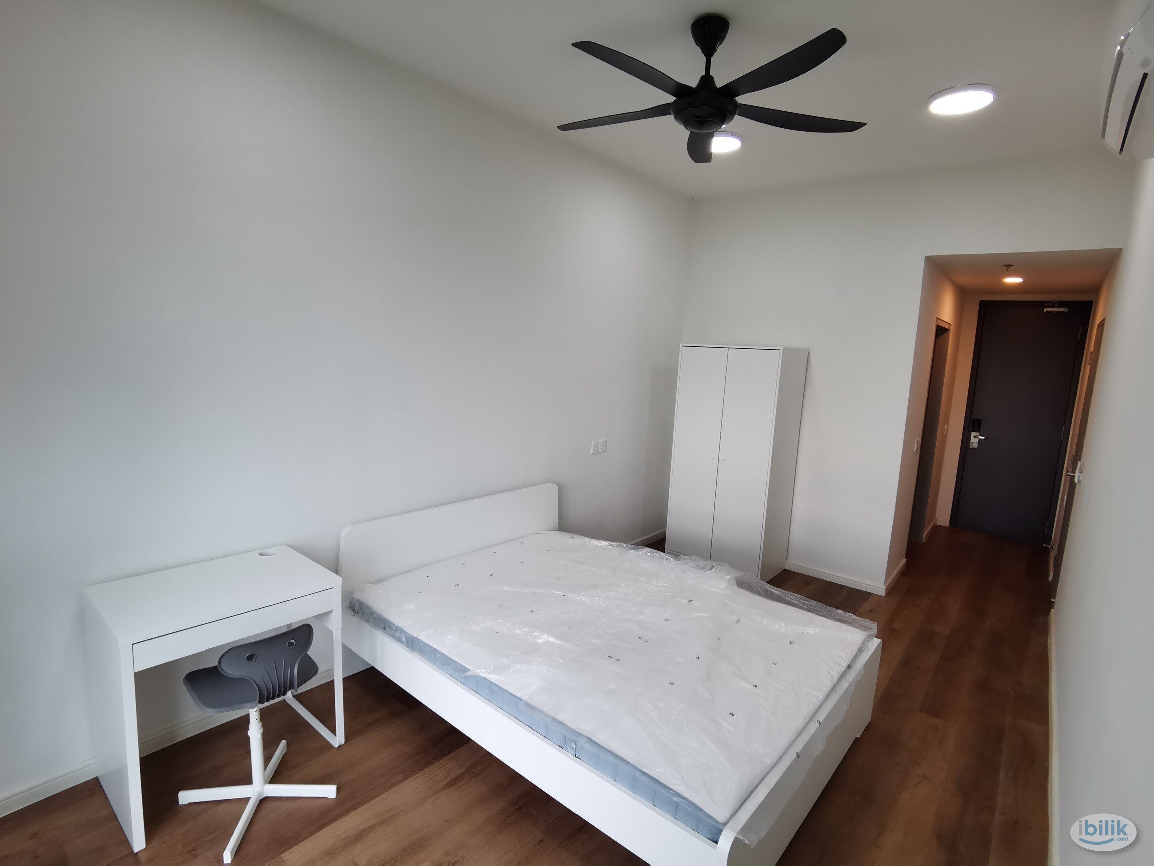 Studio at Suasana Residences @ Utropolis, Batu Kawan - Image 1