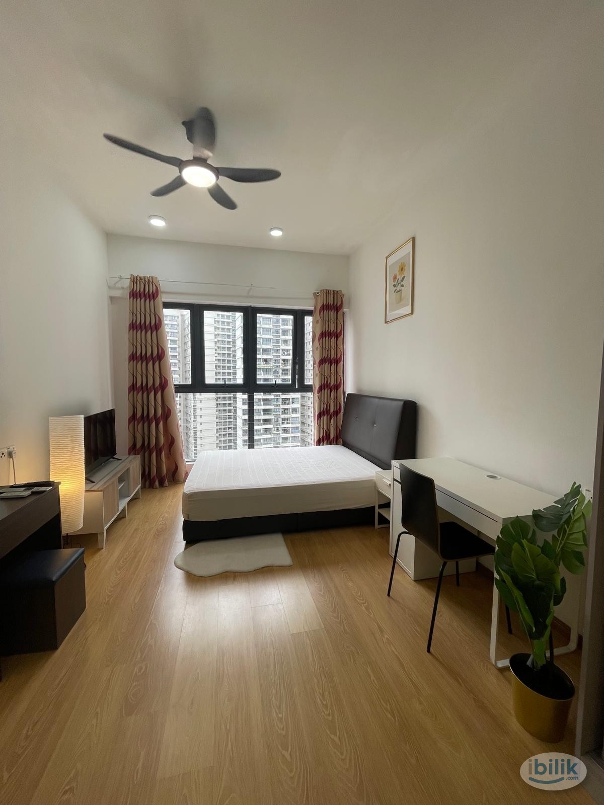 Master Room at Country Garden, Danga Bay - Image 3