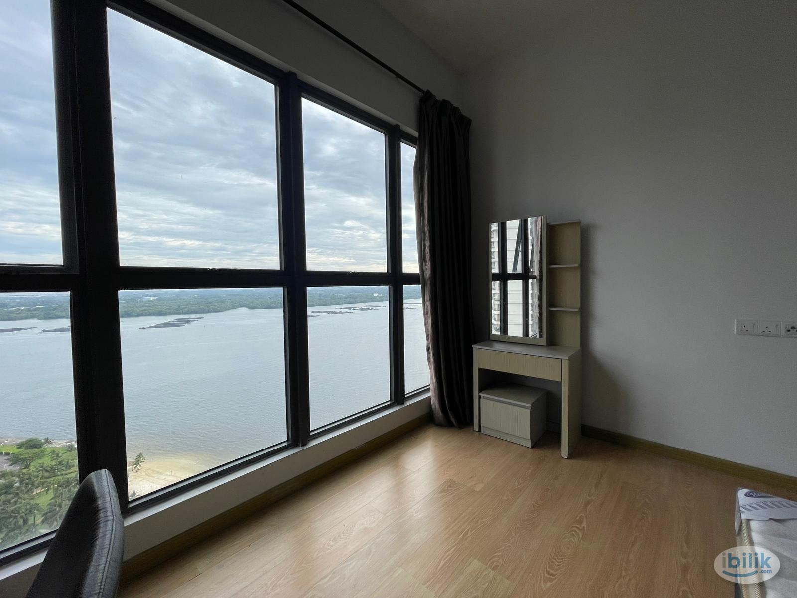 Master Room at Country Garden, Danga Bay - Image 3
